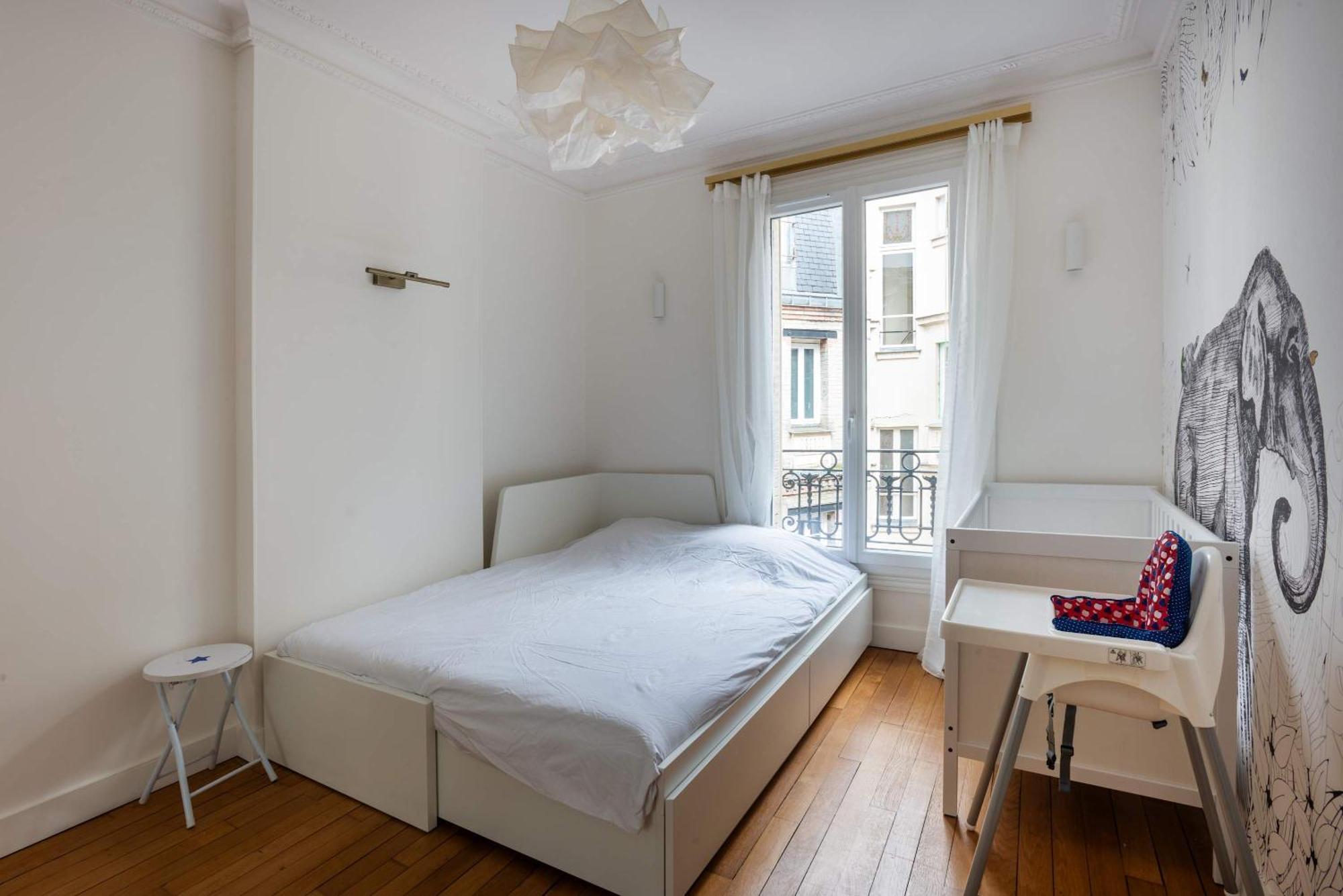 Apartment Captivating 2bd Flat Jules Joffrin Mairie Du 18